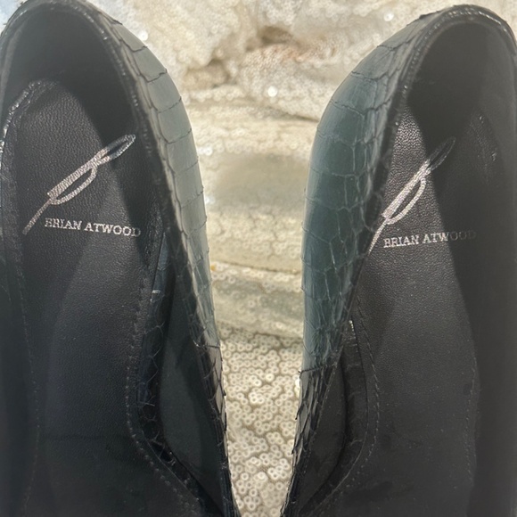 Brian Atwood platform teal croc pump - Picture 4 of 4